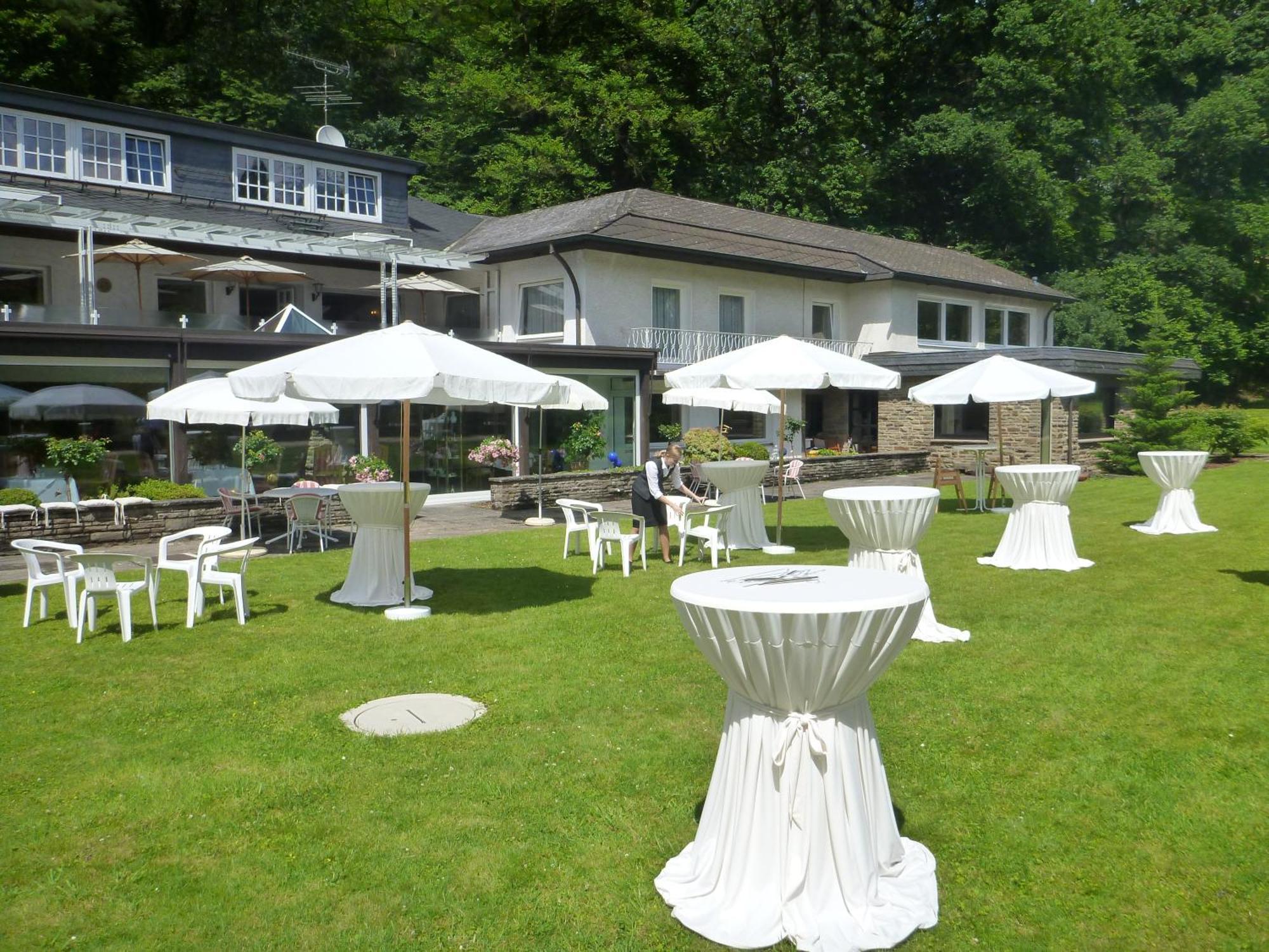 Romantik Waldhotel Mangold Μπέργκις Γκλάντμπαχ Εξωτερικό φωτογραφία