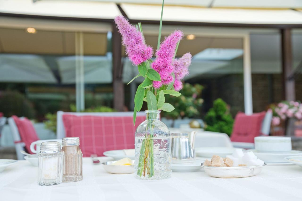Romantik Waldhotel Mangold Μπέργκις Γκλάντμπαχ Εξωτερικό φωτογραφία
